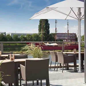 Hotel Steigenberger, BRE